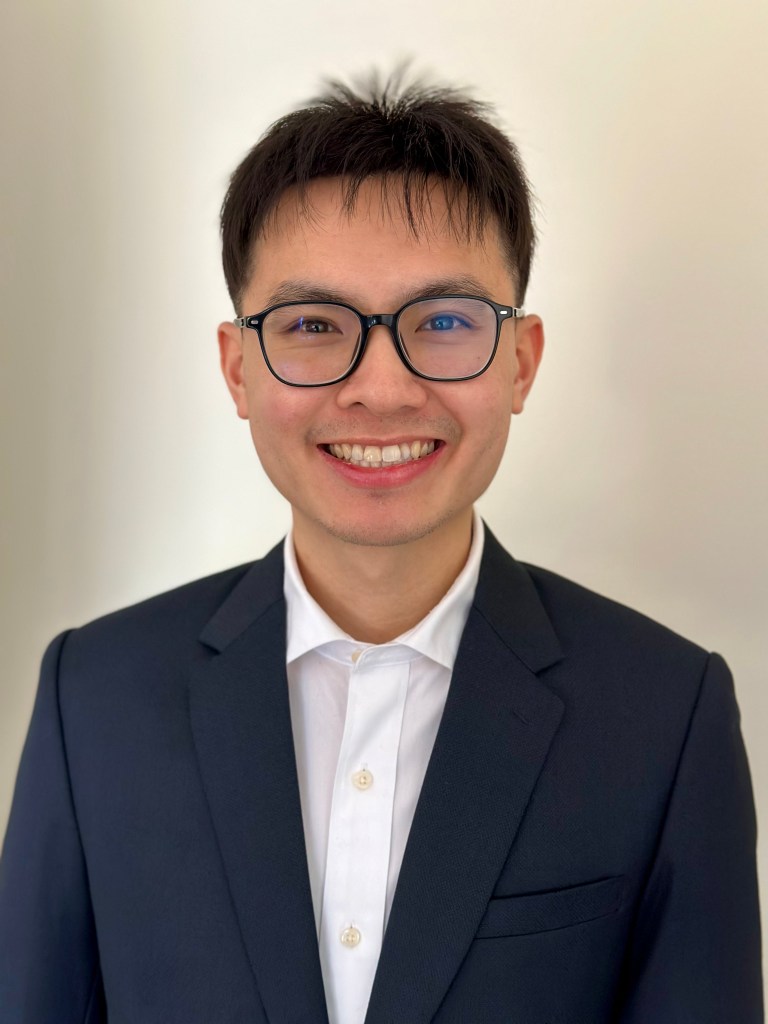 Dr Kavvner Low. Dentist. Portrait photo.